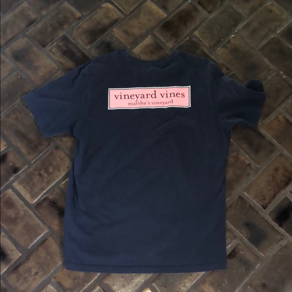 Vineyard Vines men’s T-shirt